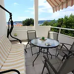 Apartamento By The Sea - Perna, Peljesac - 10154 Kuciste